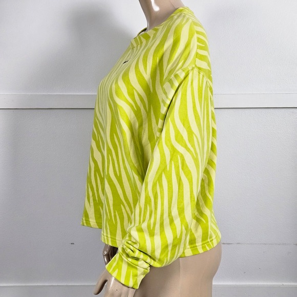 Nike Icon Clash Pullover Zebra Print Crewneck Sweatshirt Size 1X - Picture 4 of 11